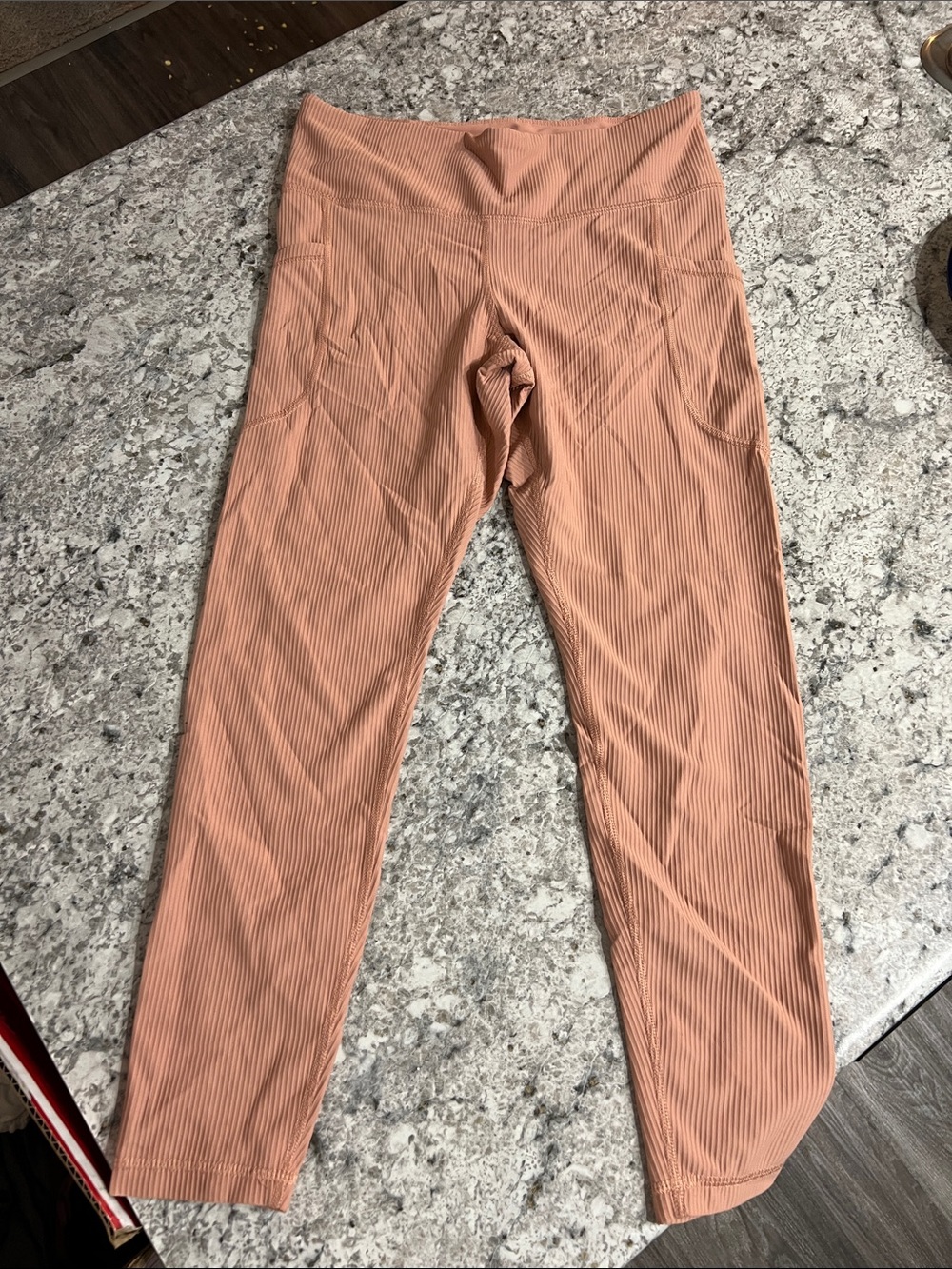 Old Navy Ribbed High-Waist Leggings in Peach